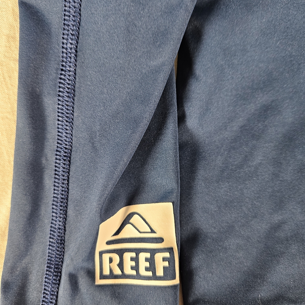 Reef Boys Navy Blue Rash Guard - Picture 3 of 5